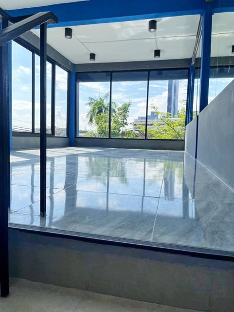 picture Sukhumvit 91-99 70m.to BangChak next to 7-11 5Steps office building for rent 5Storeys corner room 2 - 3/8