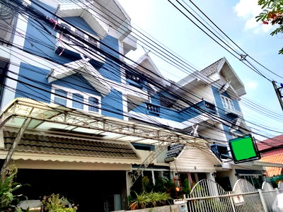 กิจการ ถนนราชมรรคา : For sale Guest house ขายเกสต์เฮาส์ ในเมืองเชียงใหม่ แถวคูเมือง ใกล้ถนนคนเดินประตูท่าแพ ทำเลดี  