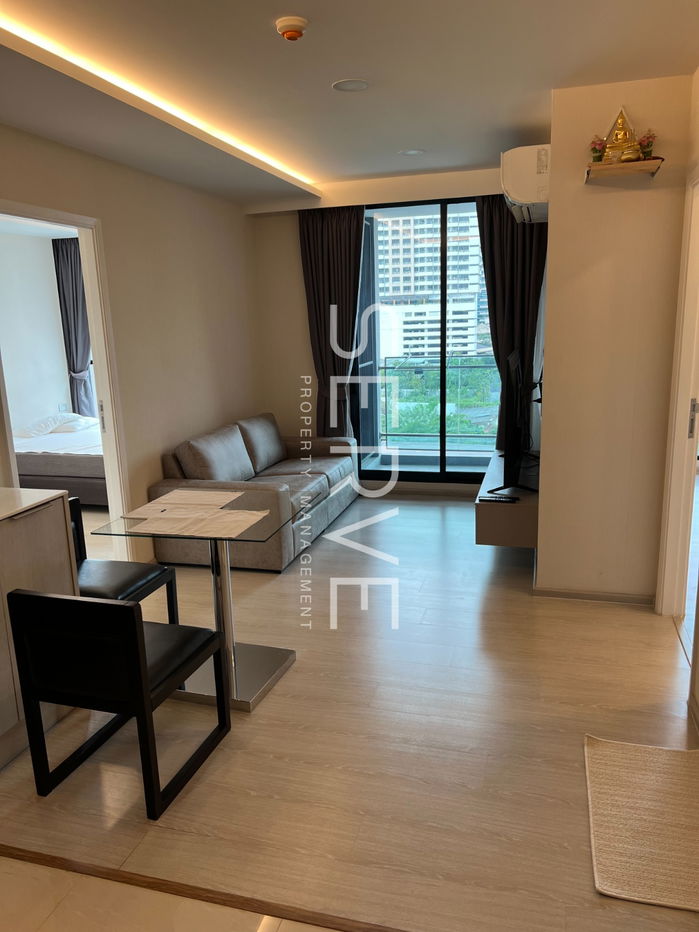 picture Nice Room 2 Beds with Bathtub Good Location Shuttle Bus to BTS Thong Lo 850 m. at Vtara Sukhumvit 36 Condo / For Sale - 2/10