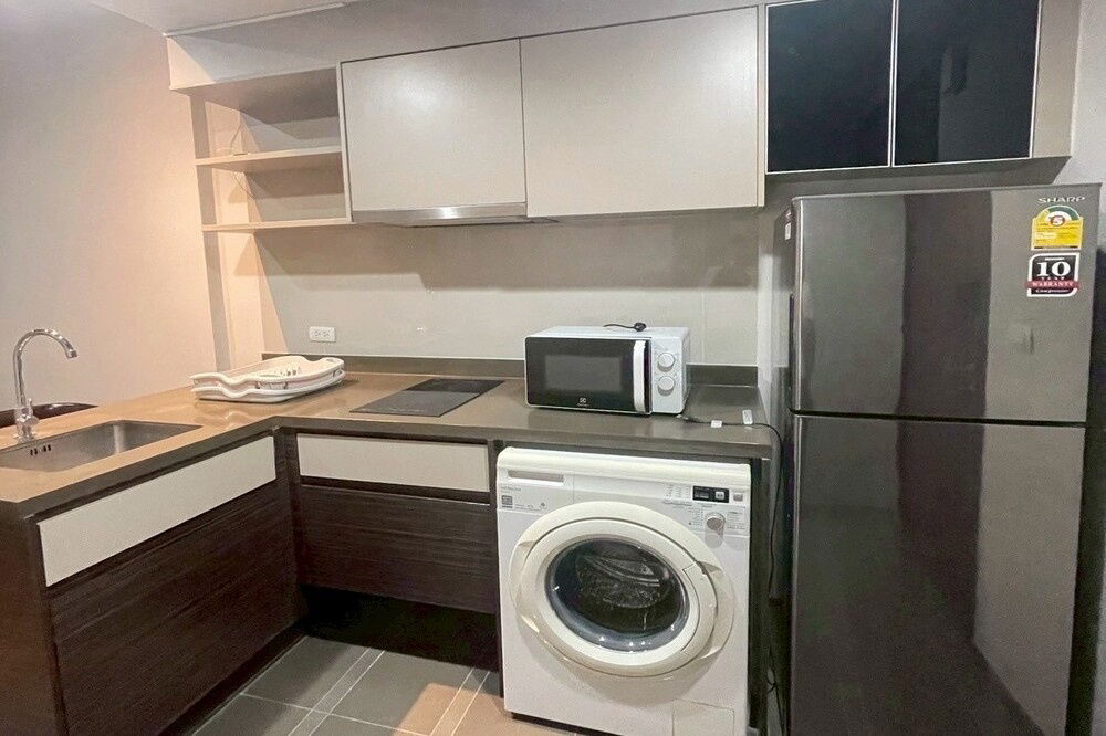 picture 🔥 For Rent !! 🔥 Code C20230201858..........Onyx Phaholyothin, 1 bedroom, 1 bathroom, high floor 11++, furnished, ready to move in 📣📣 - 4/10