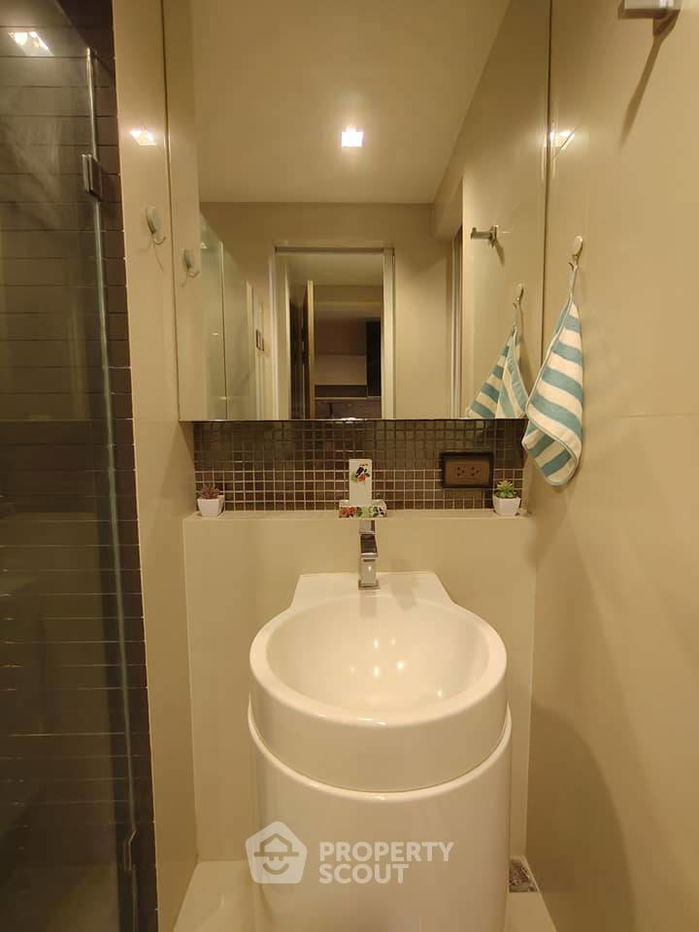 picture 1-BR Condo at RHYTHM Phahon-Ari near BTS Saphan Khwai (ID 2231271) - 11/17