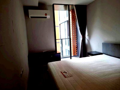 เช่าคอนโด ม.กรุงเทพ กล้วยน้ำไท : Condo for rent : Quintara Sukhumvit 42, Pool view, ready to move in 
