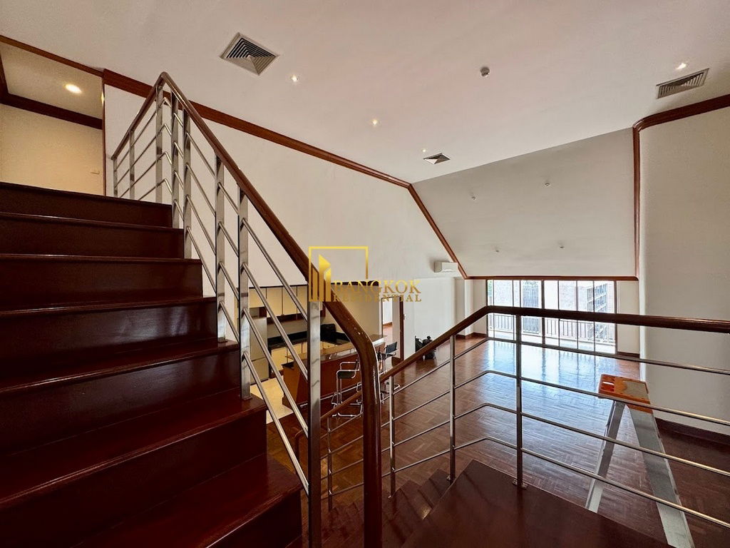 picture Large 4 Bedroom Duplex Apartment in Phrom Phong - BR21290AP - 12/55