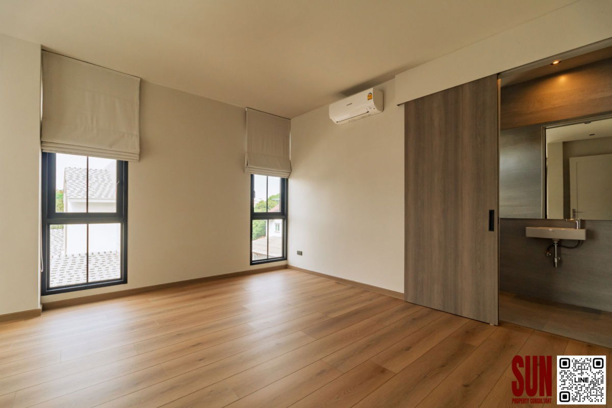 picture Newly built detached house with pool, Sukhumvit 71 BTS Phakanong Soi Pridi14 - 21/38