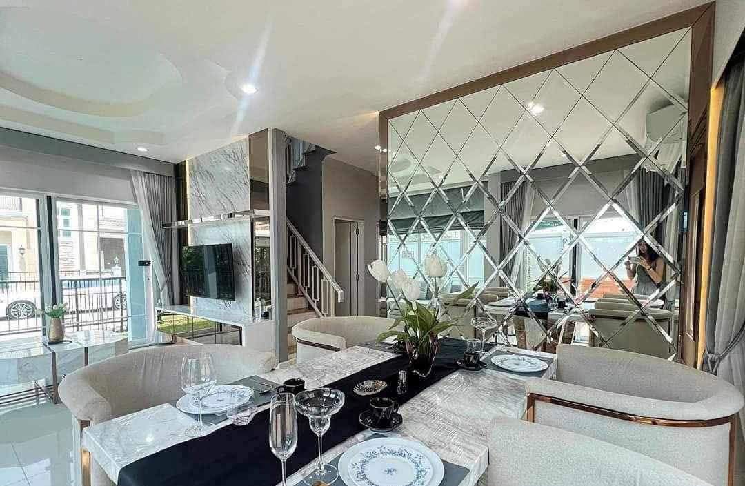 รูป 🏡😊 เช่าบ้านแกรนดิโอ ราม​อินทรา-​วงแหวน​ ตกแต่งสวย เดินทางสะดวก - รูปที่ 2/14