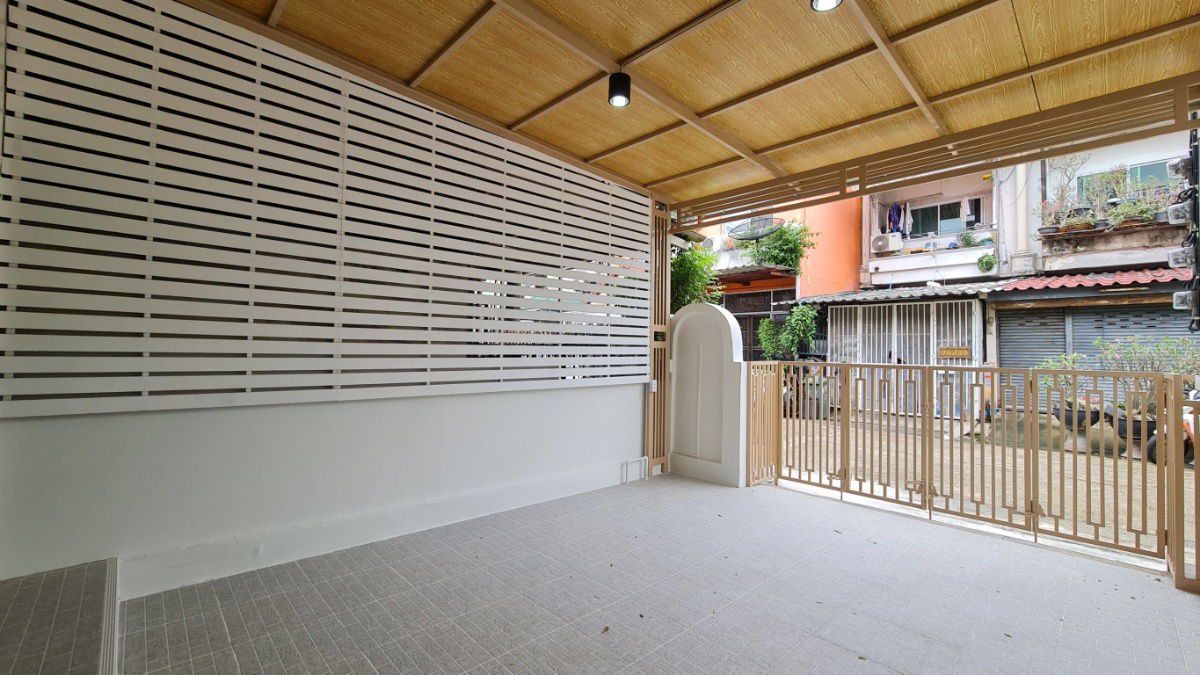 รูป S339 🏡 ขายด่วน ทาวน์เฮาส์ 2 ชั้น หมู่บ้านอินทราวิว เพียง 1,790,000 บาท พรีโอน - รูปที่ 5/20