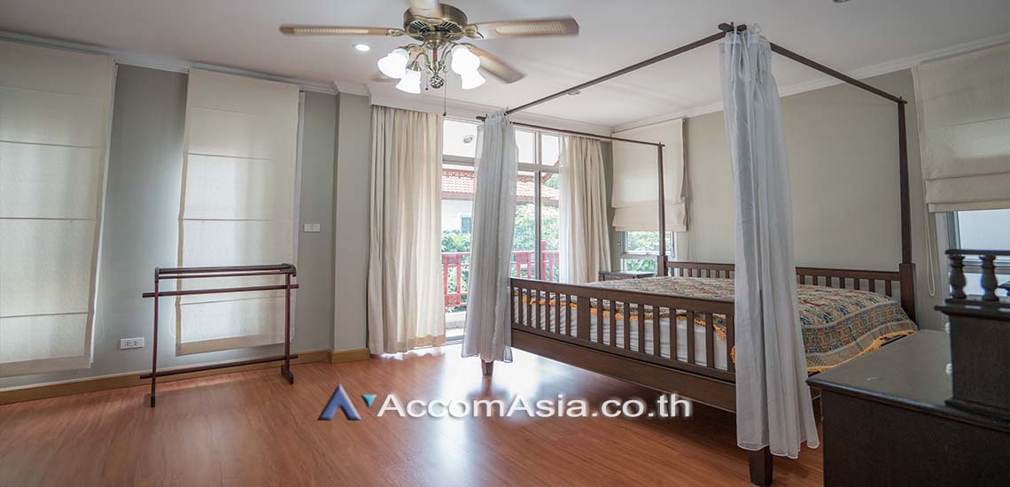picture 🔼🔽 AccomA 📩 Villa-style home with elegant design and greenery view (95245) - 20/20