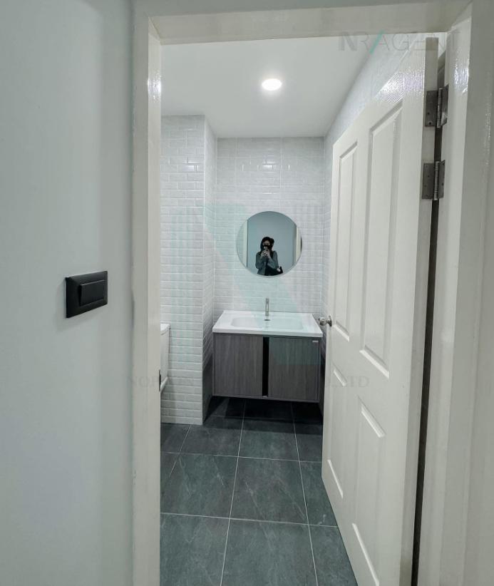 picture For Sell Condo A SPACE ASOKE-RATCHADA Building G, Floor 9,2 bed room, Room size 52 sqm - 3/8