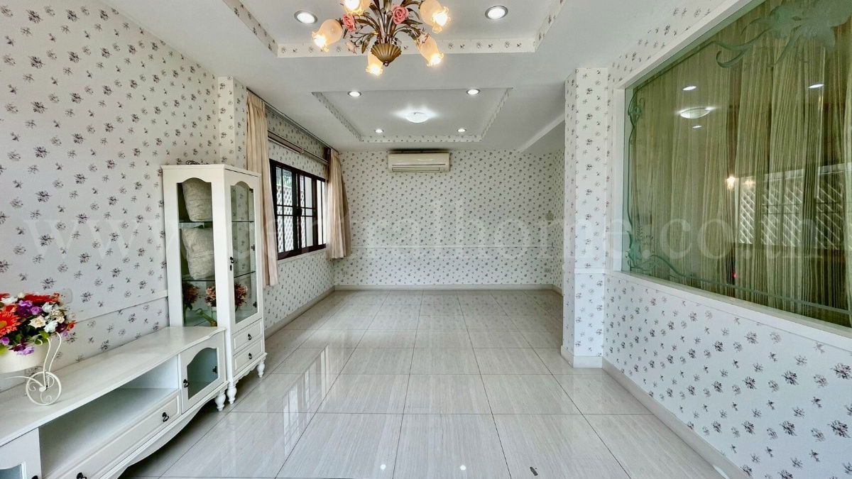 รูป บ้านเดี่ยว เศรษฐสิริ ประชาชื่น เรสซิเด้นท์ 3 หลังริม รีโนเวทใหม่ทั้งหลัง  - รูปที่ 8/18