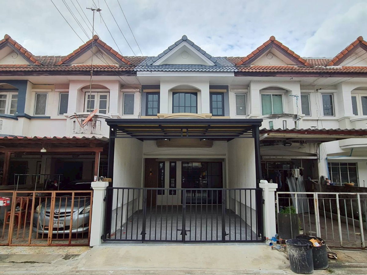 รูป S341 🏡 ขายทาวน์เฮาส์ 2 ชั้น หมู่บ้านเมืองประชา ถนนหทัยราษฎร์ 35 ขายเพียง 1,890,000 บาท รวมโอนแล้ว  - รูปที่ 2/20