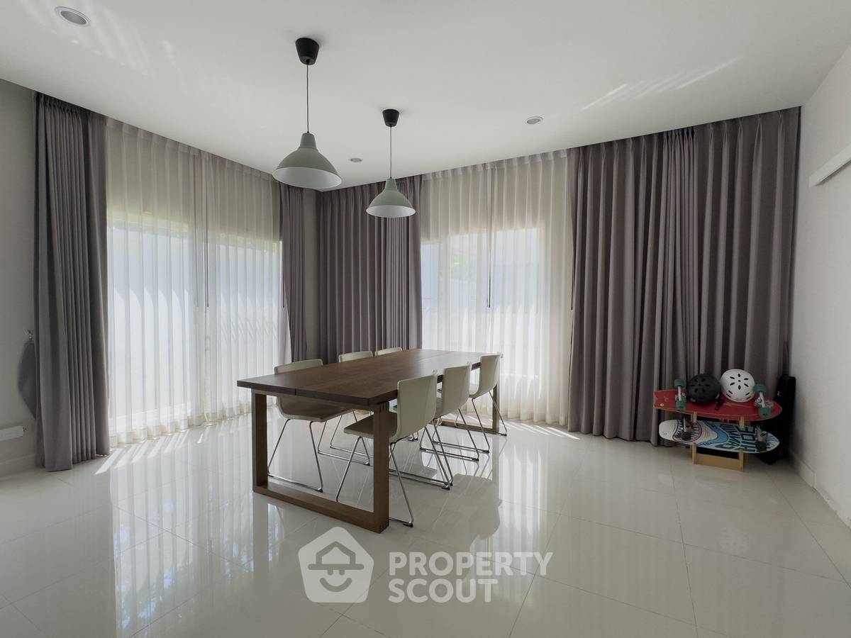 picture 4-BR House at THE CITY RAMINTRA-WONGWAEN in Sam Wa Tawan Tok (ID 2230489) - 14/24
