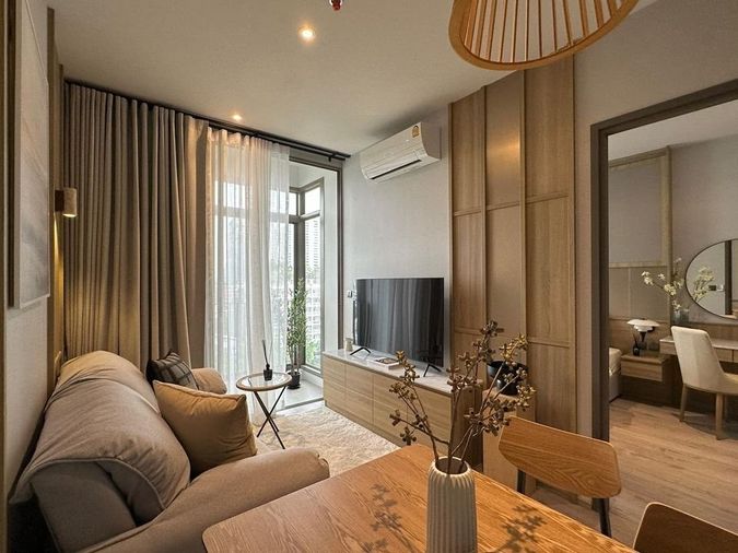 Code: KJ7988  for rent RHYTHM EKKAMAI ESTATE // Line ID: @kjcondo (with @) //