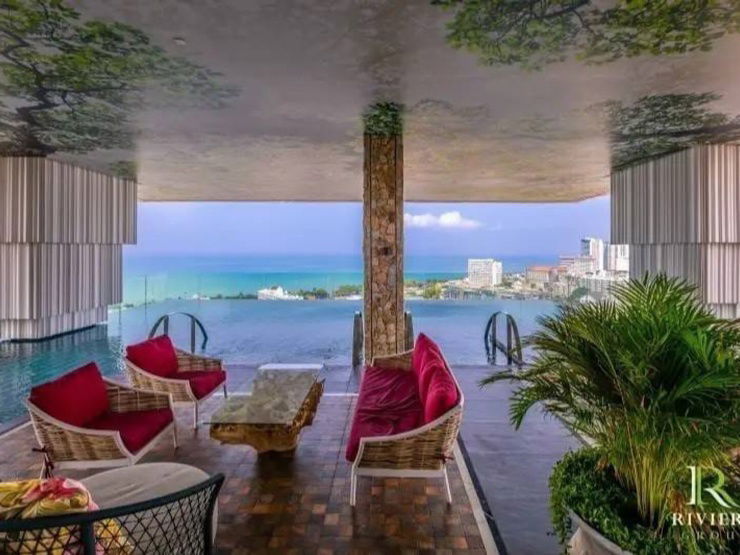 picture Why buy this unit? Quiet, private, good atmosphere, views both day and night. - 13/20