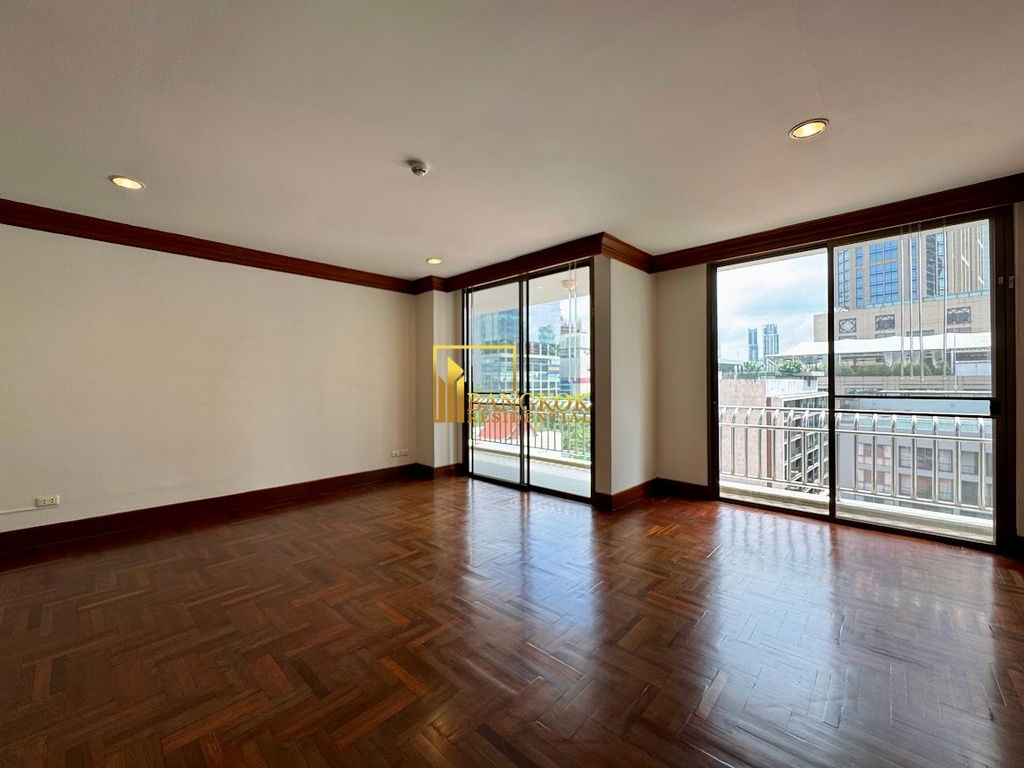 picture Large 4 Bedroom Duplex Apartment in Phrom Phong - BR21290AP - 17/55