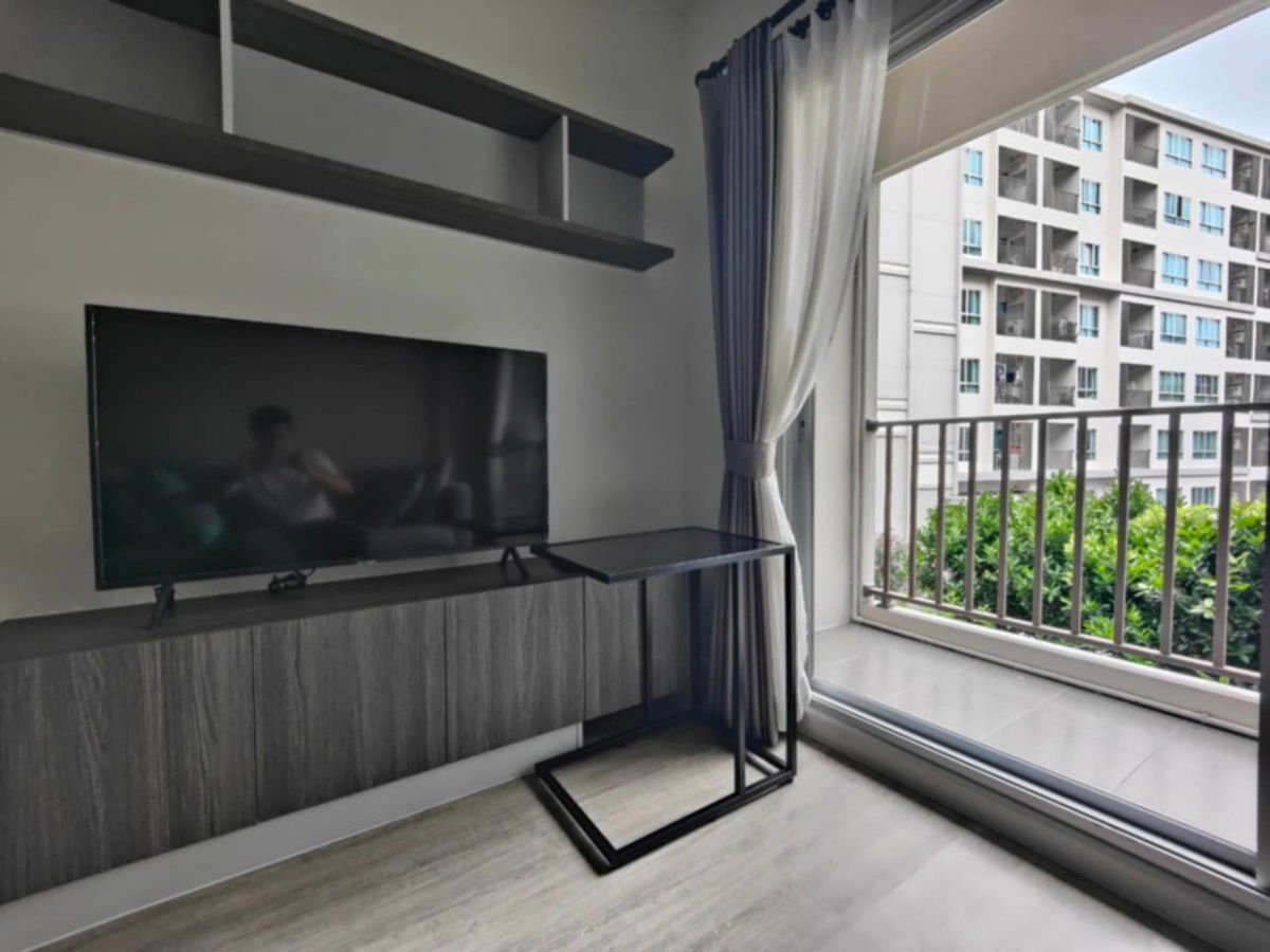 picture ✅ D Condo Rin, pool view, 33 sq m, 12,000 baht, available 12/8/2025☎️064-792-4426 (Ben - 8/13