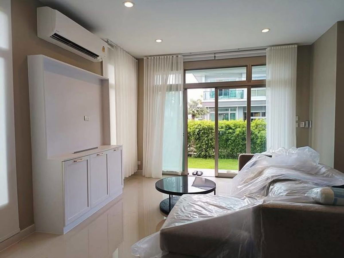 รูป Luxury 4-Bedroom Home for Rent in The Palm Krungthep Kreetha-Wongwaen – Prime Location! - รูปที่ 1/11