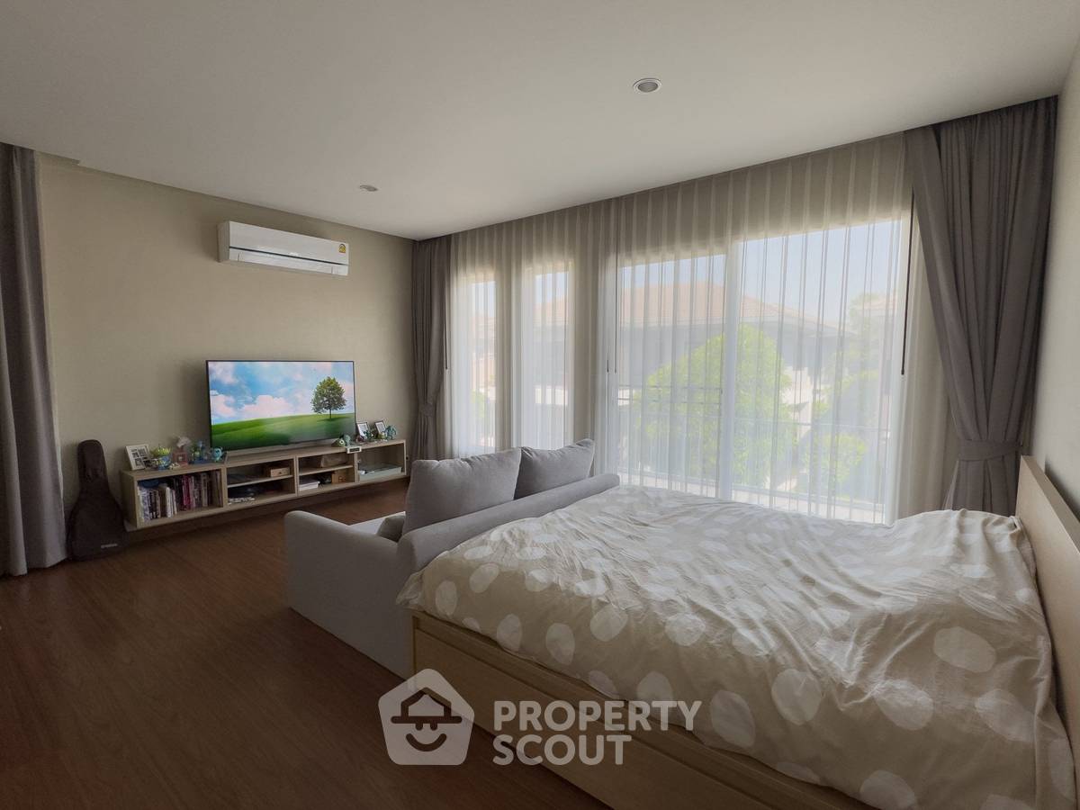 picture 4-BR House at THE CITY RAMINTRA-WONGWAEN in Sam Wa Tawan Tok (ID 2230489) - 4/24