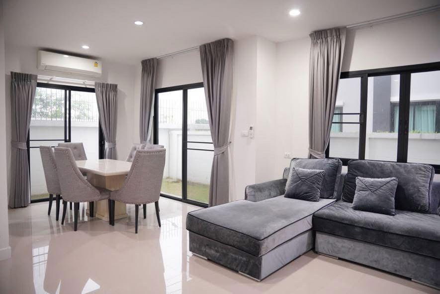 รูป 🏡 ให้เช่าบ้านเดี่ยว 2 ชั้น โครงการ NC On Green Palm Park 2 | ลำลูกกา 📍บ้านใหญ่ พร้อมเฟอร์ฯ ครบ ใกล้รถไฟฟ้า สถานีคูคต - รูปที่ 3/21
