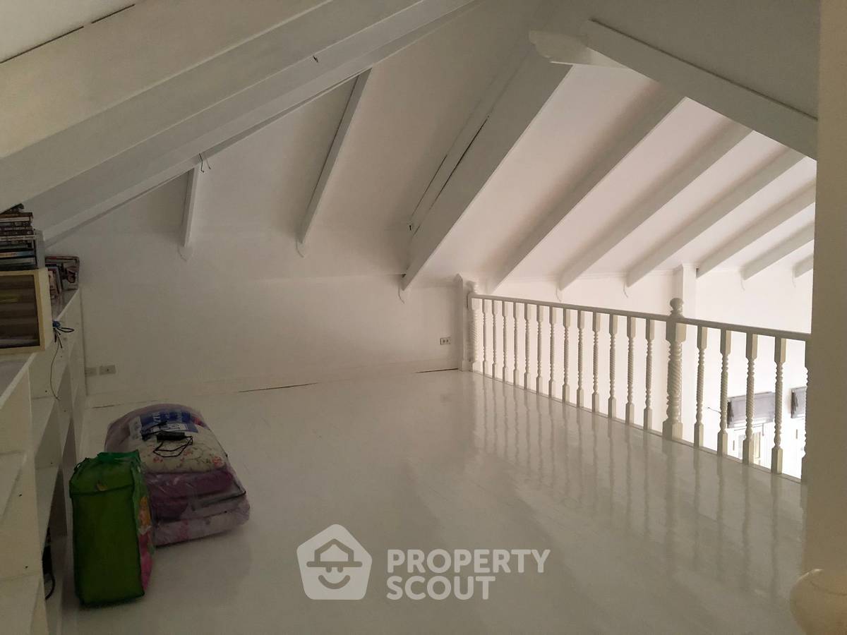 รูป วิลล่า 5-ห้องนอน ใน วังก์พง (ID 1445509) - รูปที่ 12/12