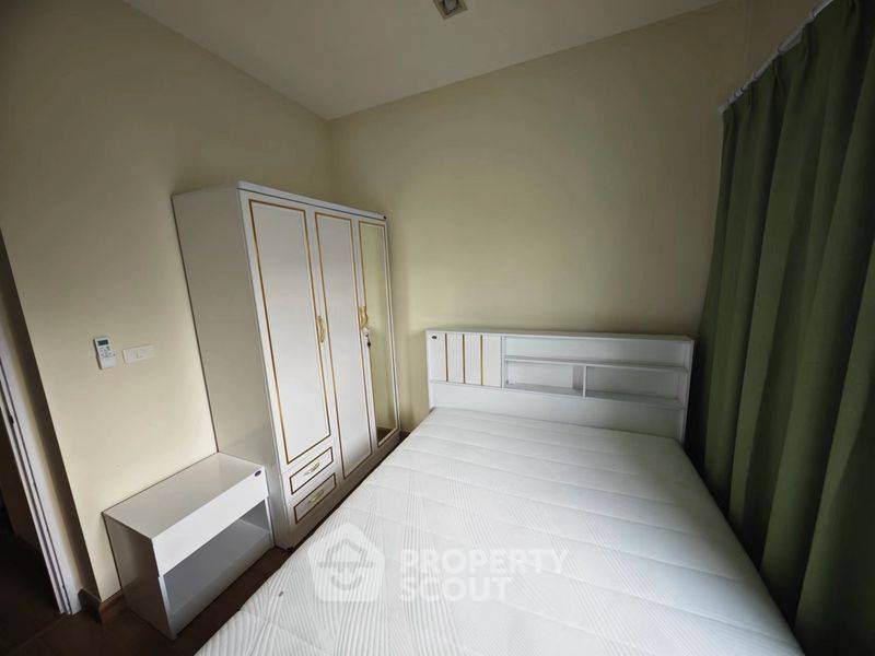 picture 4-BR Townhouse close to East Pattaya (ID 2159565) - 6/12