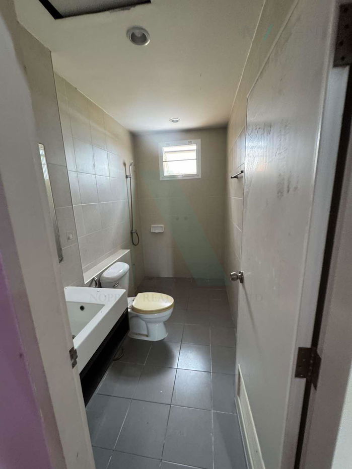 picture 📌 For Sell Town house THE COLOR LIVING TOWNHOME SRINAKARIN-WONGWAEN 3-story 3 bedroom 3 bathroom - 5/8