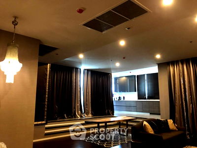 Condos for rent BTS Ekkamai : 2-BR Condo at The Capital Ekamai - Thonglor near ARL Ramkhamhaeng (ID 515140)
