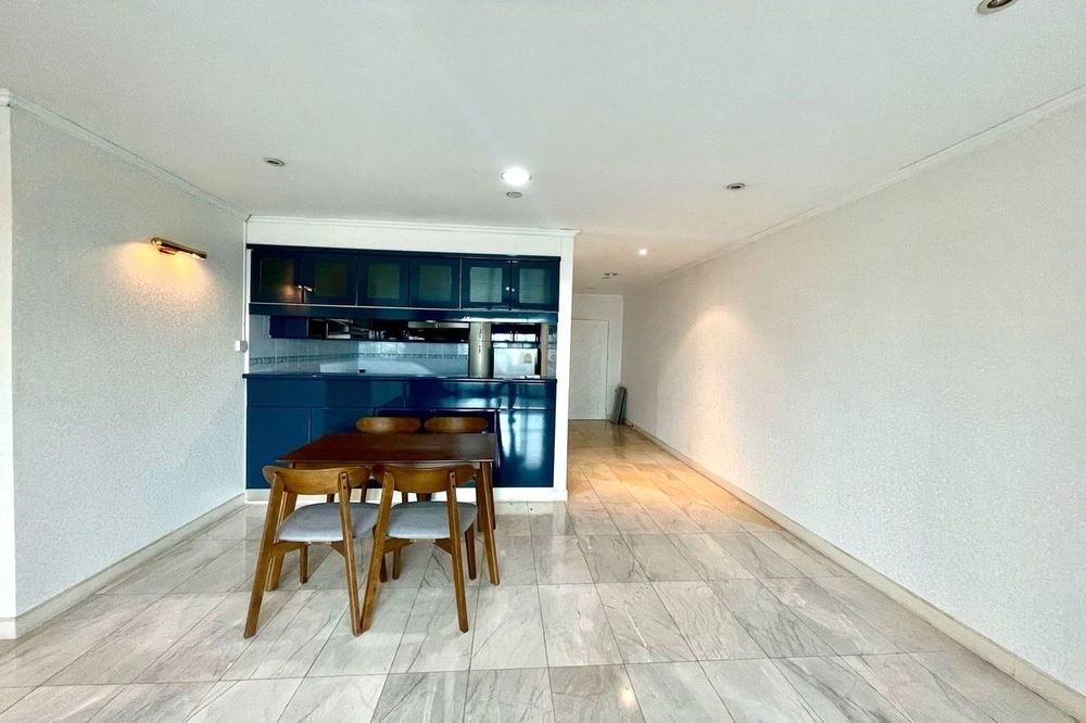 รูป 🔥 สำหรับเช่า !!🔥 Code C20250600060..........Sathorn Gardens, 2 ห้องนอน, 2 ห้องน้ำ, ชั้นสูง 13++, วิวสระว่ายน้ำ, แต่งครบ, พร้อมเข้าอยู่ 📣📣 - รูปที่ 3/7