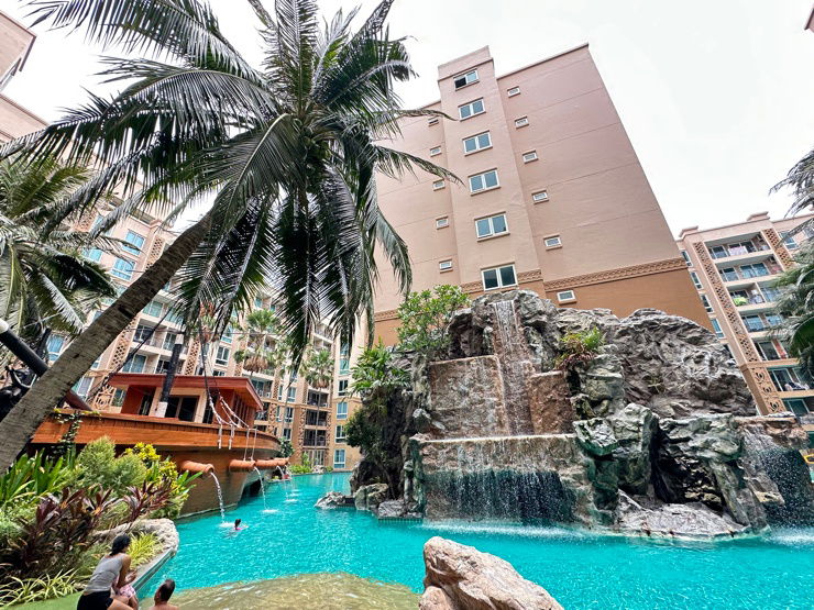 picture ATLANTIS COMDO RESORT PATTAYA  CITY  VIEW  - 25/31
