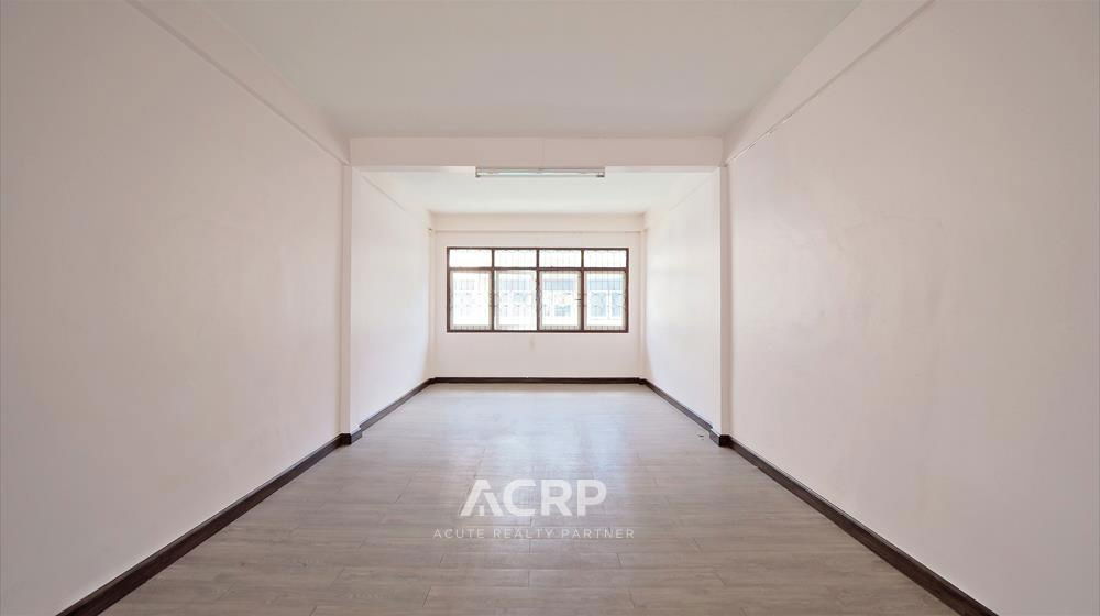 picture Shophouse for Sale 2 Units connect on Sathu Pradit Road. suitable to home office. - 8/18
