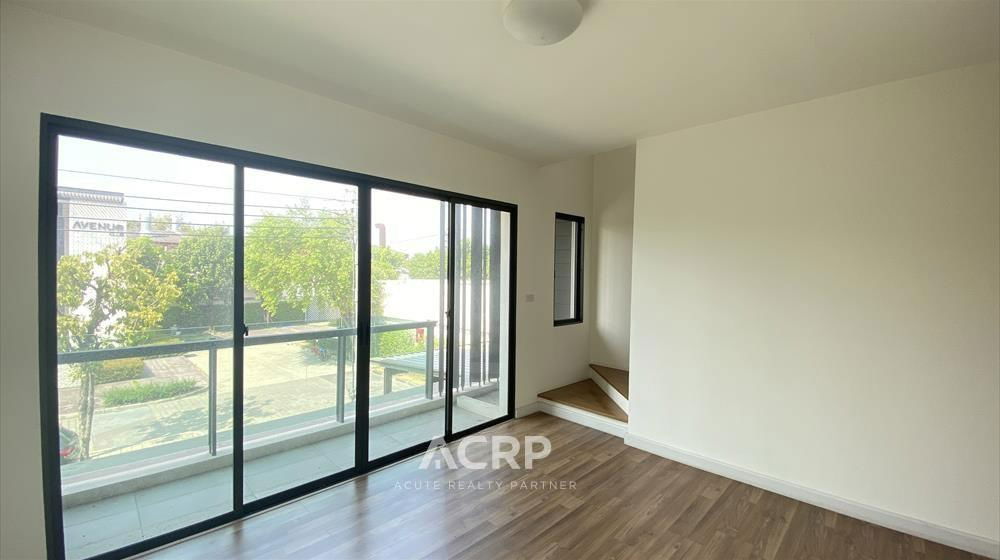 picture 3-story townhome for sale, Town Avenue Cocos Rama 2 project from Sansiri, near Central Rama 2. - 11/17