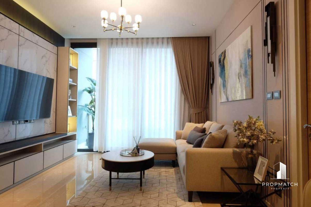 รูป ✨Flash Deal ✨Sindhorn Residence (1 Bed 1 Bath 70 SQM.) พร้อมอยู่ ! เพียง 70,000 บาทต่อเดือน Tel.0981315848 @propmatch - รูปที่ 1/5
