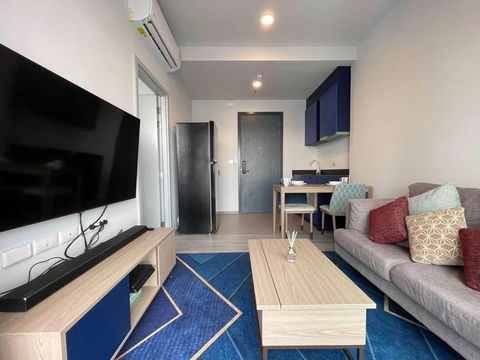Condo for rent XT Ekkamai near BTS Ekkamai 25,000 baht Property code: RS1185