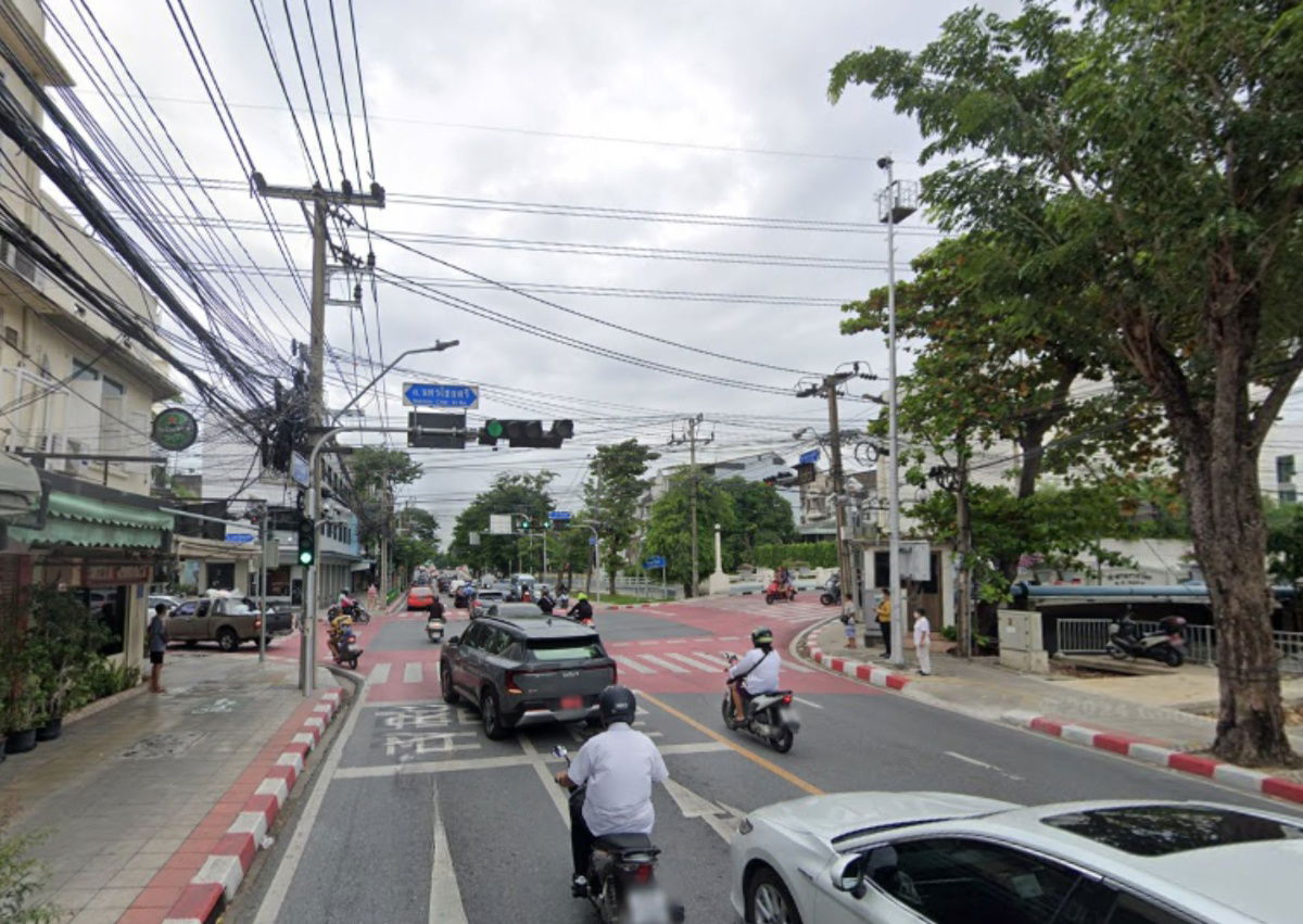รูป ขายที่ดินพร้อมบ้านสไตล์ Pool-Villa สภาพดี ถนนพระราม 5 ชุมชนเงียบสงบสังคมบ้านเดี่ยว - รูปที่ 6/6