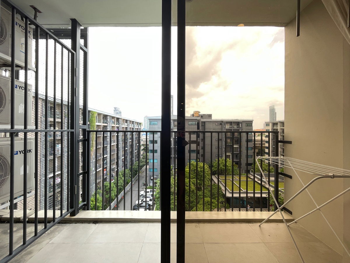 picture 🔥🔥Promotion 25000Baht Only!!  Blossom Condo @ Sathorn - Charoenrat 🌲Nice room ready to move in!! - 17/18