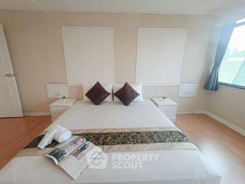 picture 3-BR Condo at The Waterford Park Sukhumvit 53 Condominium near BTS Thong Lor (ID 993996) - 6/19