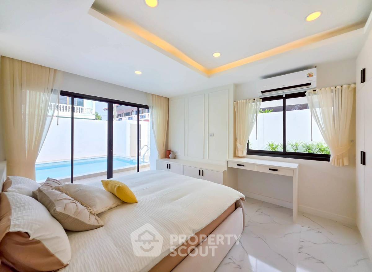 picture 5-BR Villa close to Pattaya (ID 2232248) - 13/19