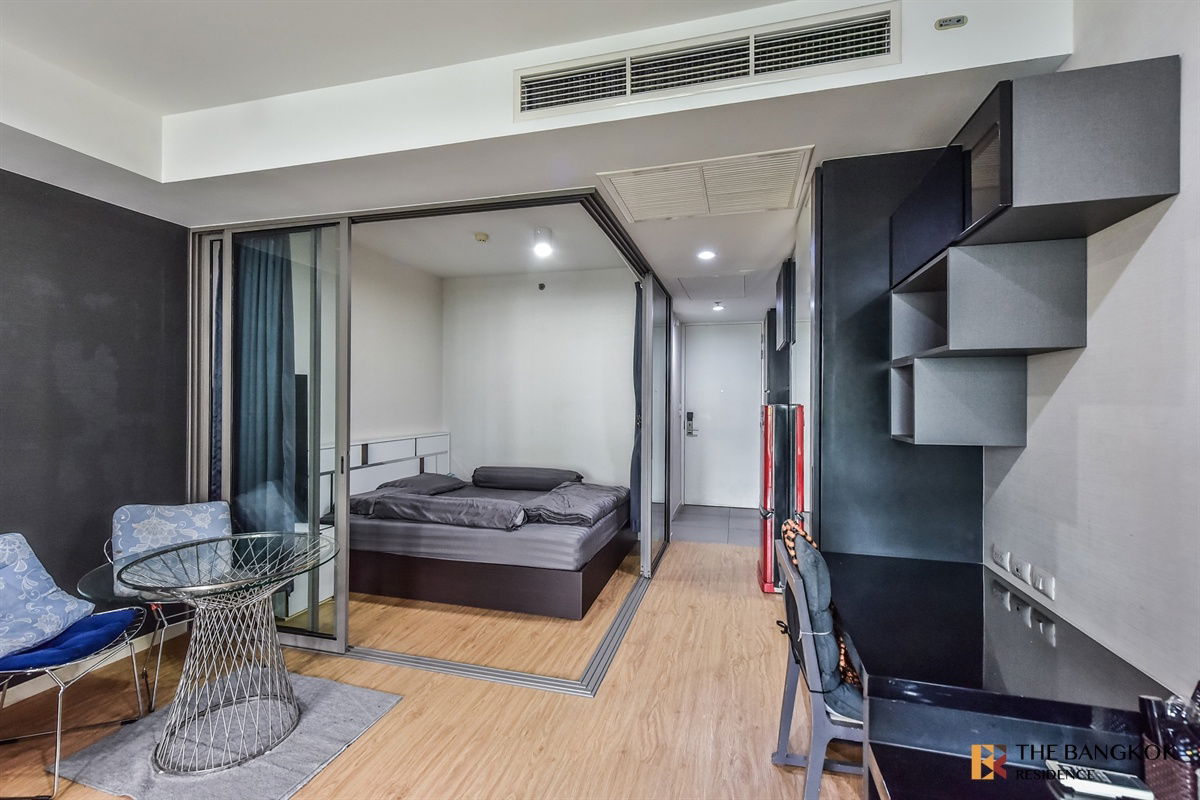 picture 🩵 Modern unit!! Fully furnished, 🩵 Siamese surawong near MRT Sam Yan - 2/4