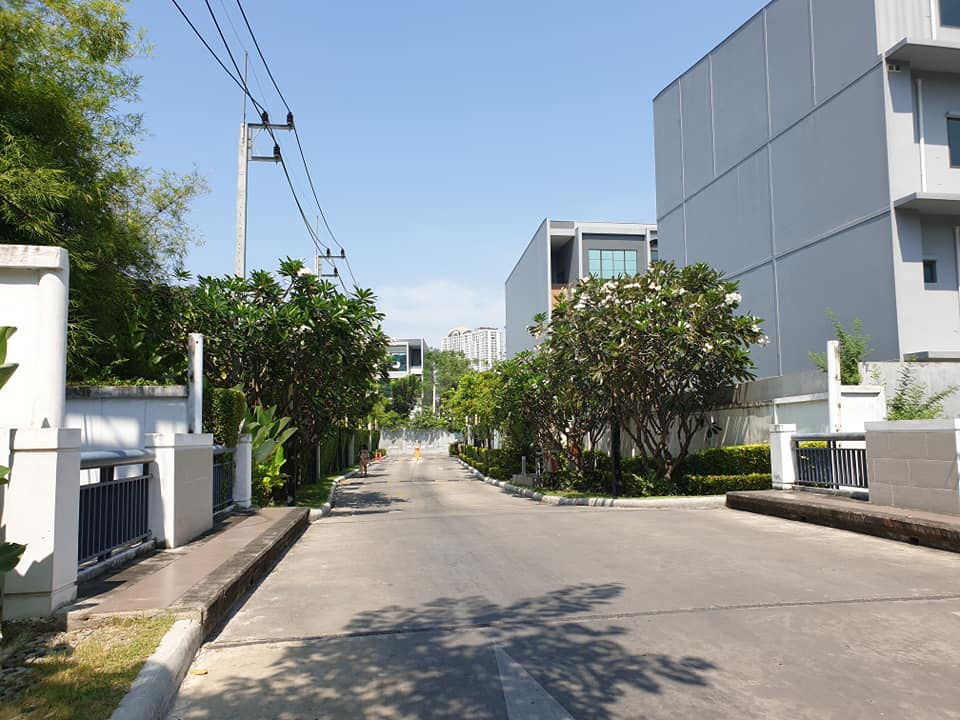 รูป คอนโดให้เช่า August Condo Charoenkrung 80 (ออกัสท์ คอนโด เจริญกรุง 80) - รูปที่ 12/16