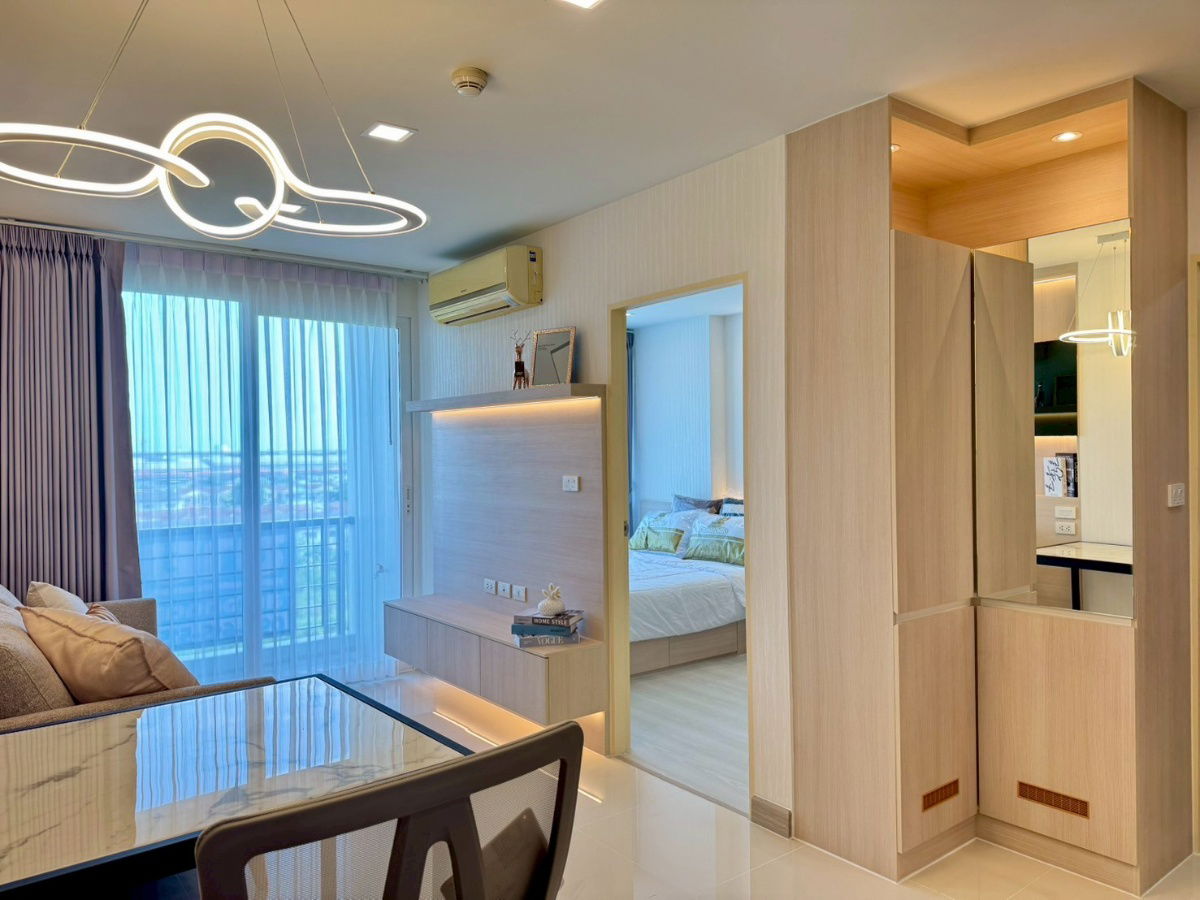 รูป 💥 คอนโด Airlink Residence ราคาดีล้านต้น ๆ เท่านั้น! ใกล้ ARL ลาดกระบัง ✈️ ขายคอนโดรีโนเวทใหม่ ห้องสวยแต่งครบ บิ้วอินทั้งห้อง พร้อมอยู่ - รูปที่ 2/12