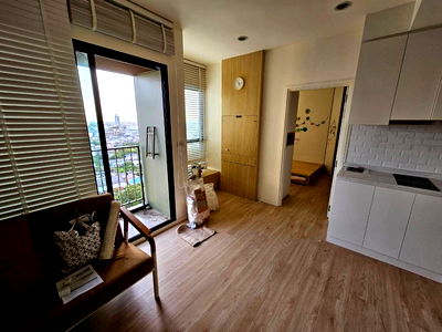 Condos for rent : Urgent Rent! Beautiful Room Special Price! Teal Sathorn-Taksin - 1 Bed, 1 Bath - 35 Sq.M.