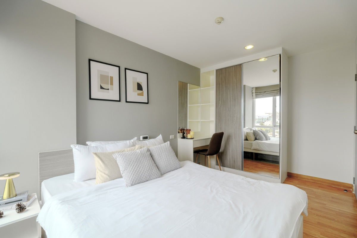 picture 🚝Sucharee Life Condo – Brand New Renovated Unit Short-Term Rental | Convenient Location  - 4/12