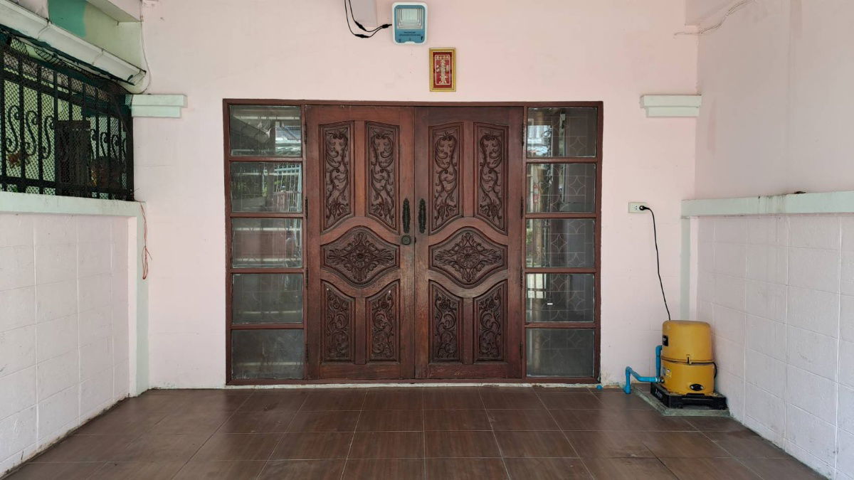 รูป 🏡 ทาวน์โฮมหรู ให้เช่า – ซ.อ่อนนุช 44 เพียง 10,000 บาท/เดือน - รูปที่ 2/17