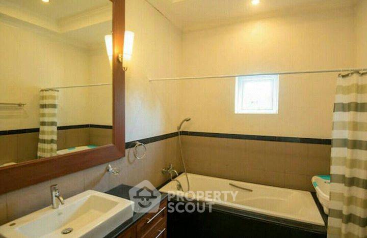 รูป วิลล่า 4-ห้องนอน ใกล้ สวนน้ำบลูทรีภูเก็ต (ID 792267) - รูปที่ 8/20