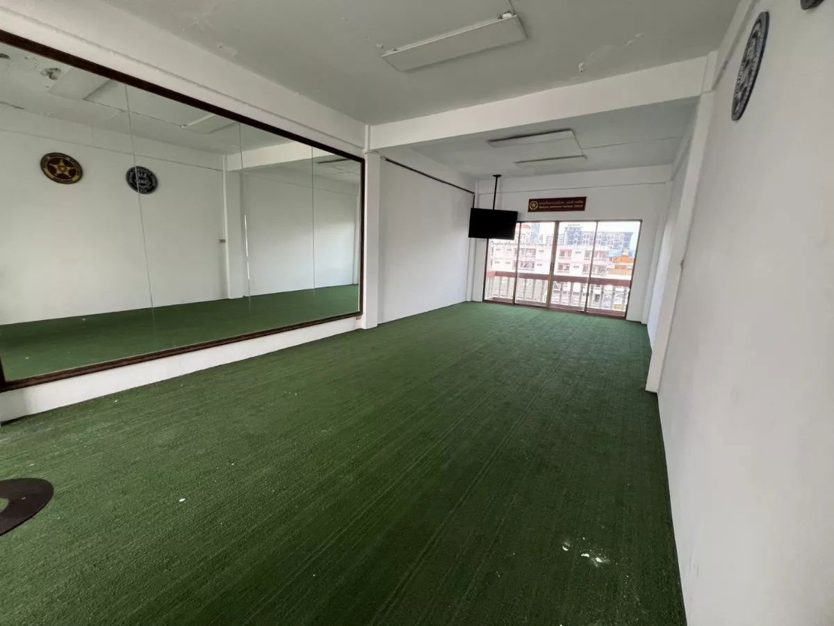 picture For Rent Bangkok Shop House Sukhumvit Watthana BTS Phra Khanong BRE25499 - 12/19