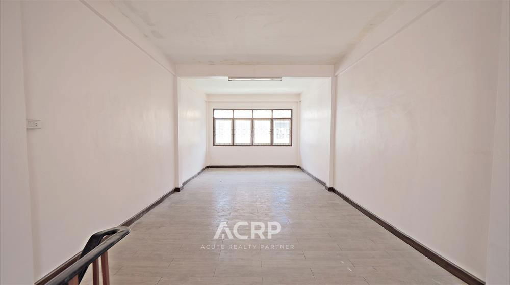picture Shophouse for Sale 2 Units connect on Sathu Pradit Road. suitable to home office. - 12/18