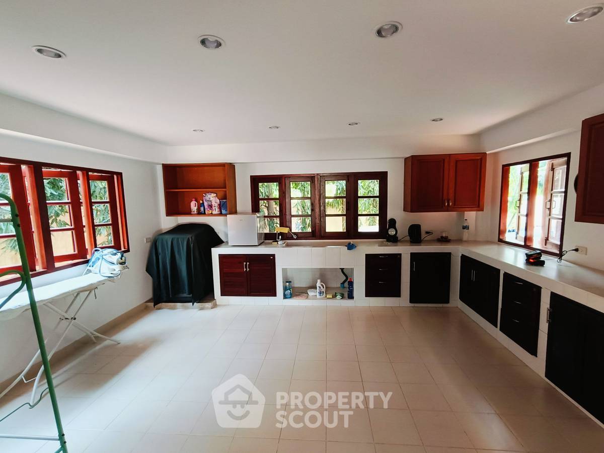 รูป บ้าน 4-ห้องนอน ใน วังก์พง (ID 1396476) - รูปที่ 7/17