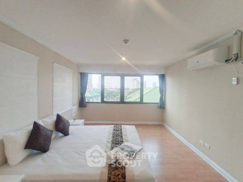 picture 3-BR Condo at The Waterford Park Sukhumvit 53 Condominium near BTS Thong Lor (ID 993996) - 11/19