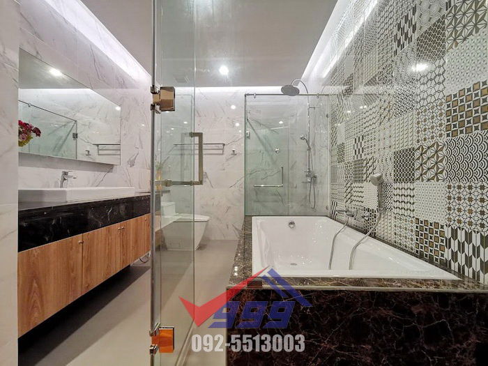 รูป ให้เช่าคอนโด เดอะโฟร์วิงส์ เรสซิเดนซ์  3 ห้องนอน Penhouse Duplex ใกล้ Brighton College Bangkok - รูปที่ 24/64
