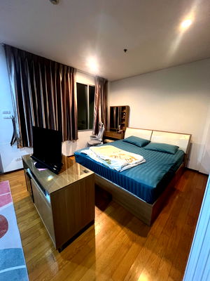 คอนโดให้เช่า : ให้เช่าด่วน! ห้องสวย ราคาพิเศษสุด! คอนโดหรู Villa Sathorn - 1 ห้องนอน - 40 ตร.ม. (พิเศษห้องทำเป็น 1 ห้องนอน มีฉากกั้น)