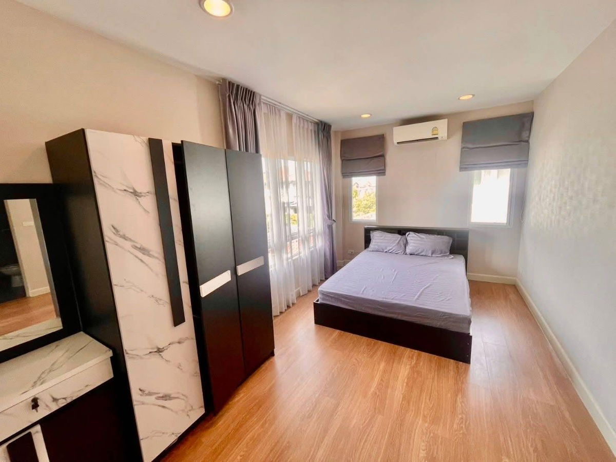 picture House for rent, detached house Life Bangkok Boulevard Rangsit, corner unit, largest in the project, fully furnished. - 18/26
